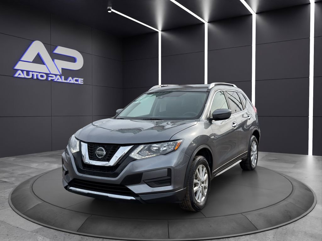 Used 2020 Nissan Rogue SV image 1