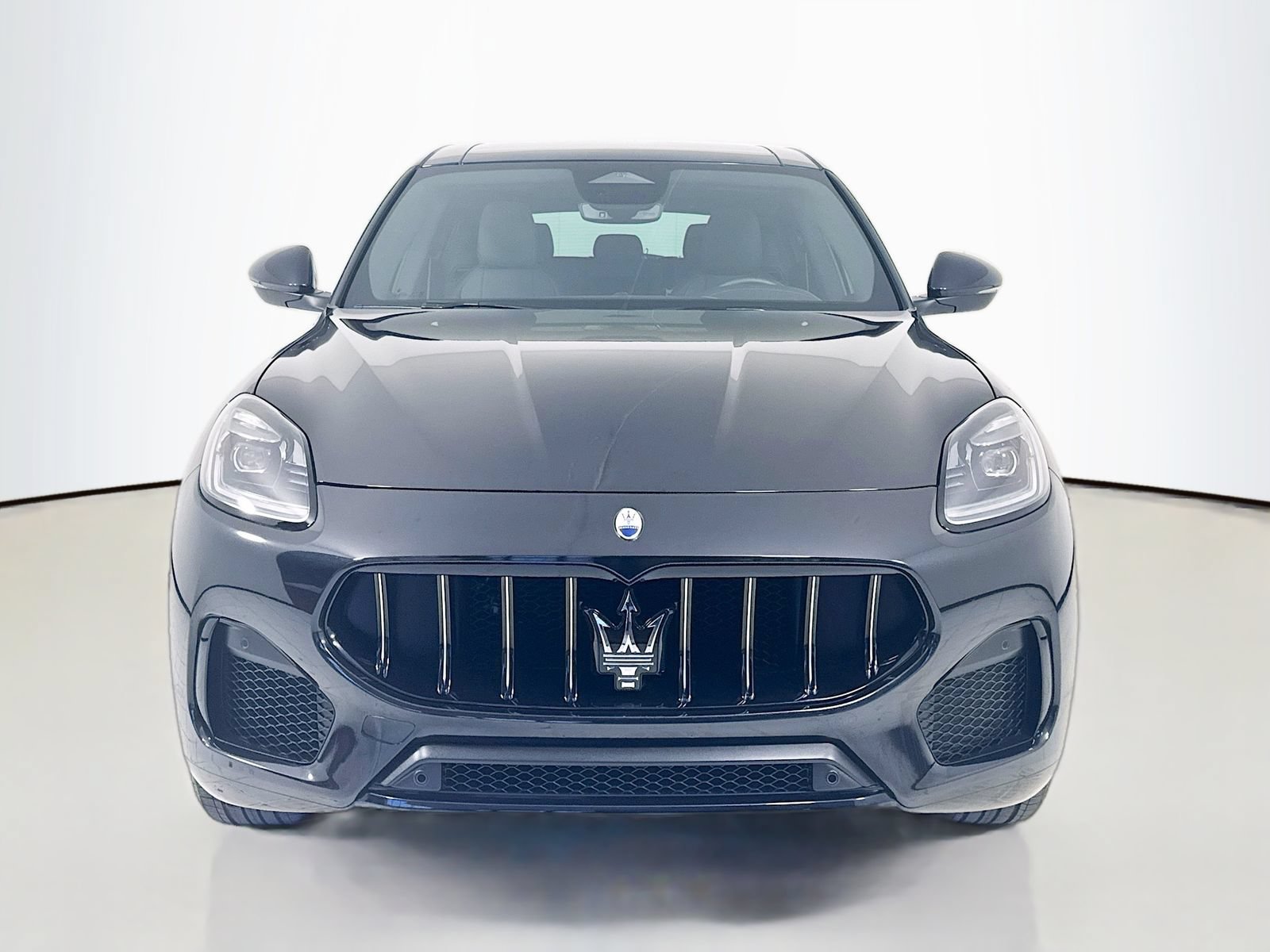 New 2025 Maserati Grecale GT AWD/4WD image 3