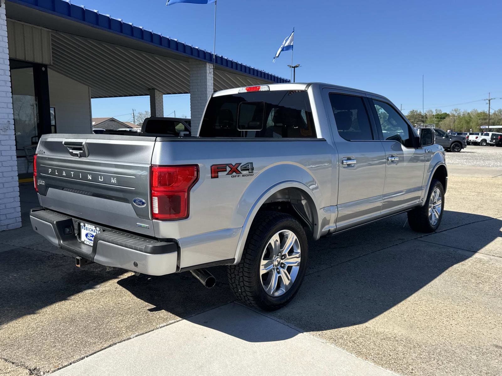 Used 2020 Ford F150 Platinum w/ Equipment Group 701A Luxury AWD/4WD image 7