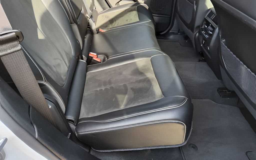 Used 2023 Jeep Grand Cherokee Altitude AWD/4WD image 37