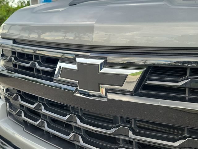 Certified 2024 Chevrolet Silverado 1500 LT Trail Boss w/ Convenience Package II AWD/4WD image 9