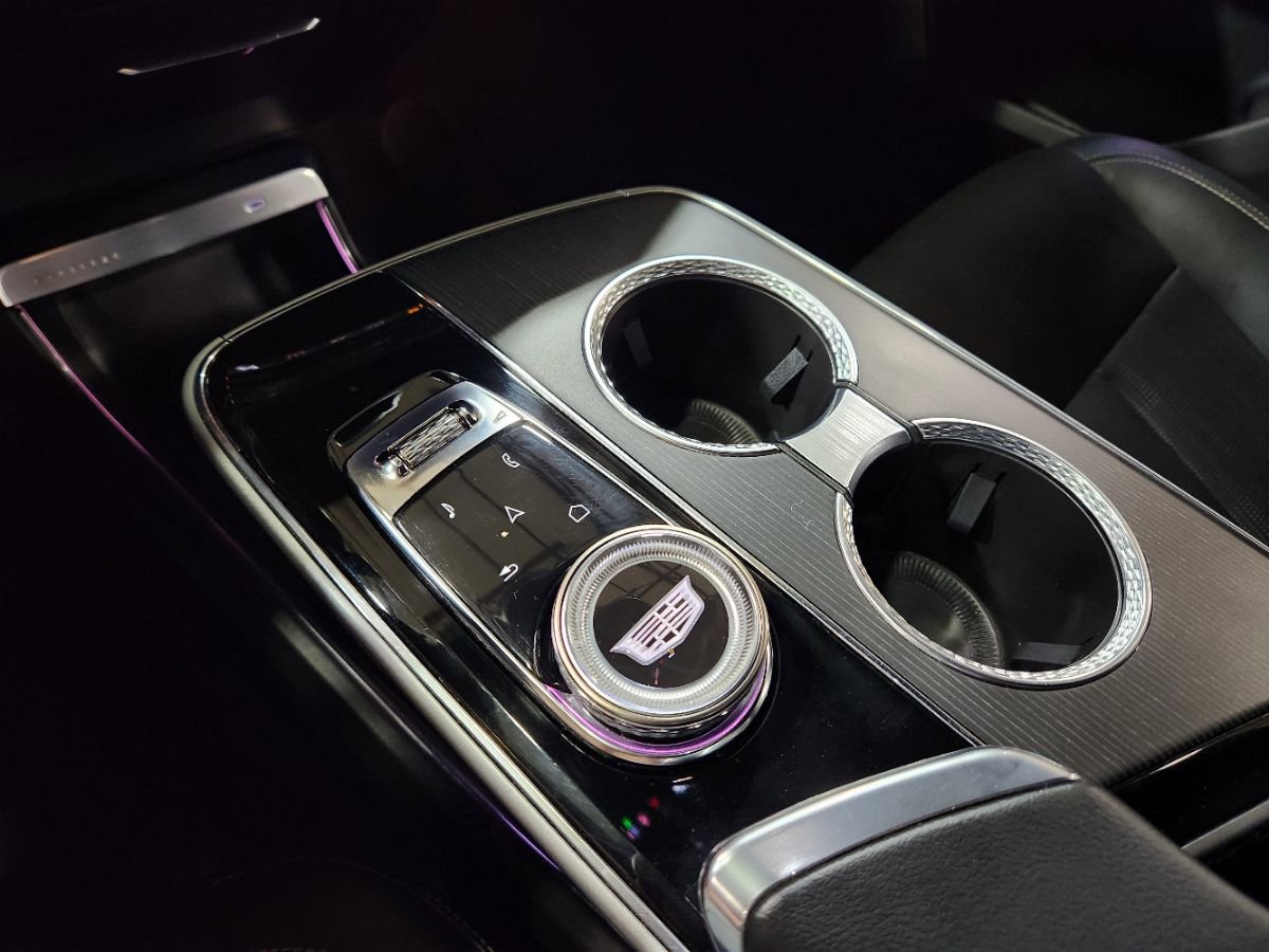 Used 2024 Cadillac Lyriq Luxury w/ LPO, Floor Liner Package image 39