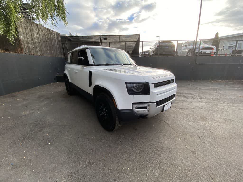 Used 2025 Land Rover Defender 110 S AWD/4WD image 8