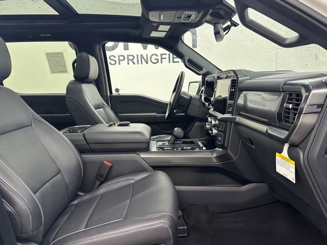 New 2025 Ford F150 Lariat w/ Equipment Group 501A Mid image 12