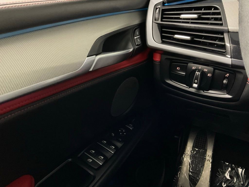 Used 2018 BMW X5 M image 19