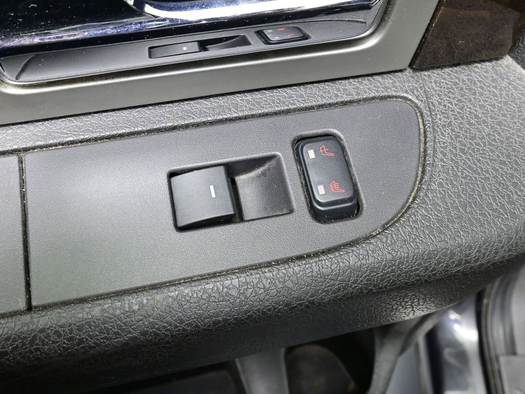 Used 2014 Ford F150 Platinum image 16