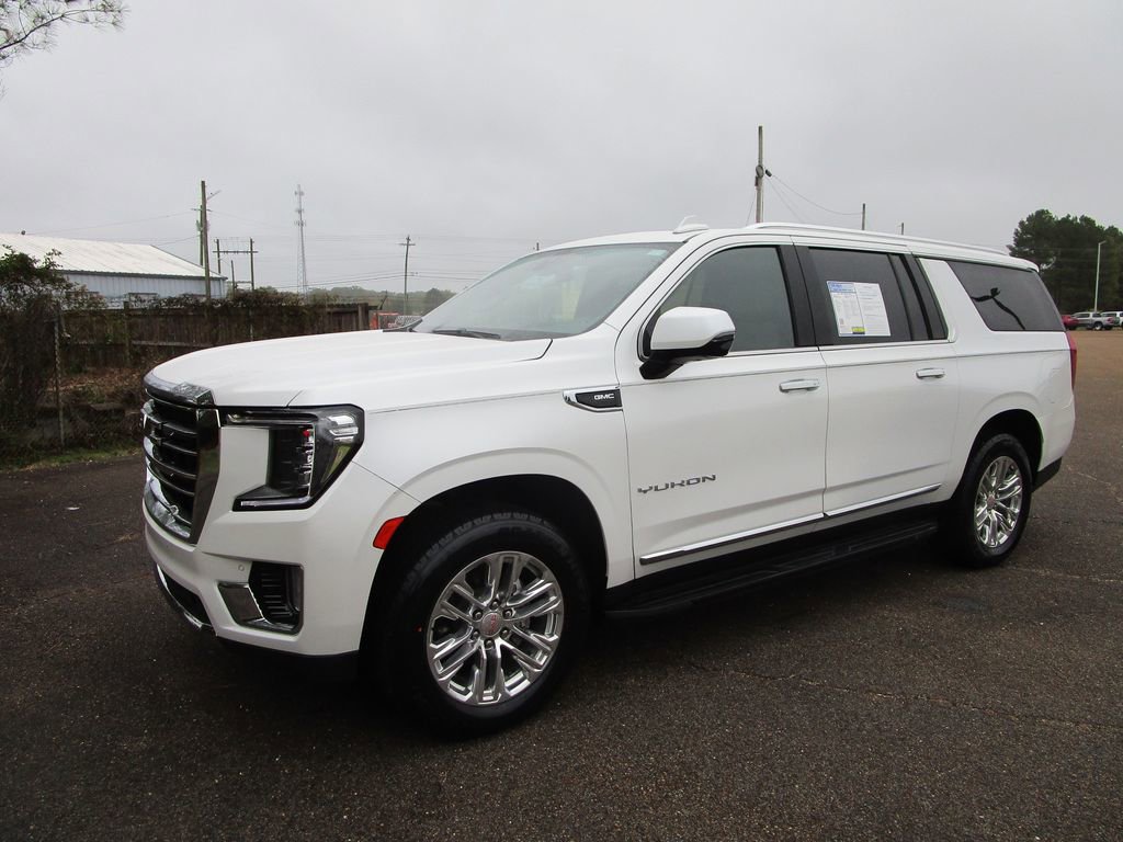 Used 2022 GMC Yukon XL SLT w/ SLT Premium Package
