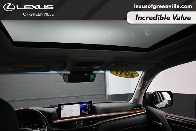 Used 2017 Lexus LX 570 4WD w/ Luxury Package image 28