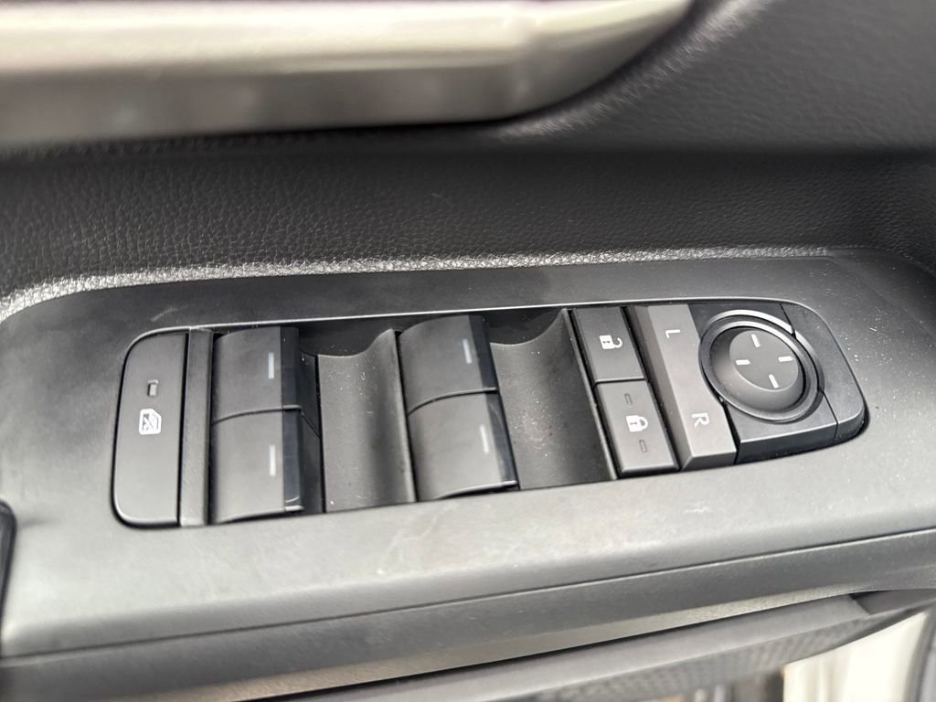 Used 2024 Toyota Tacoma TRD Off-Road image 22