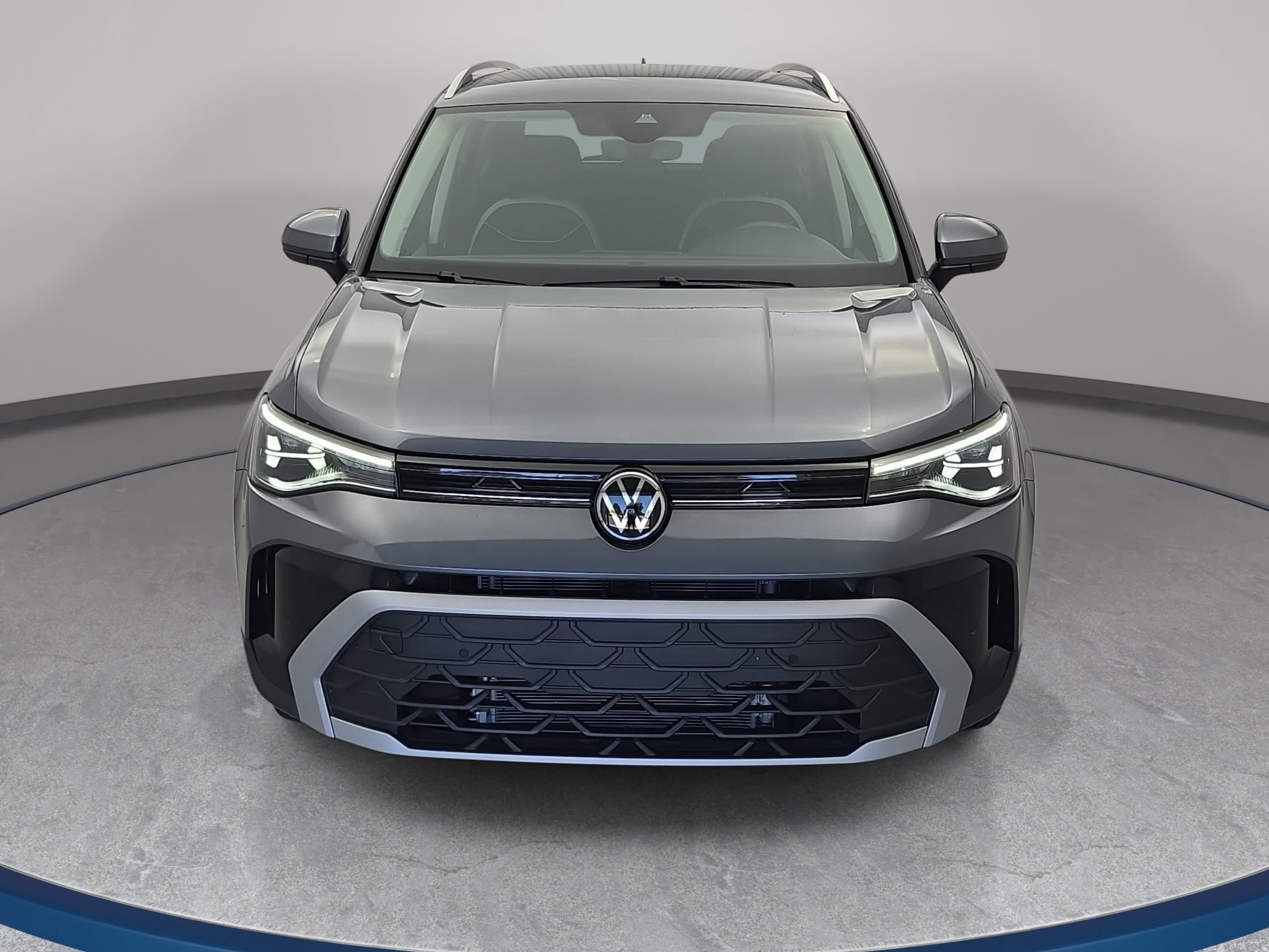 Certified 2025 Volkswagen Taos SE FWD image 2