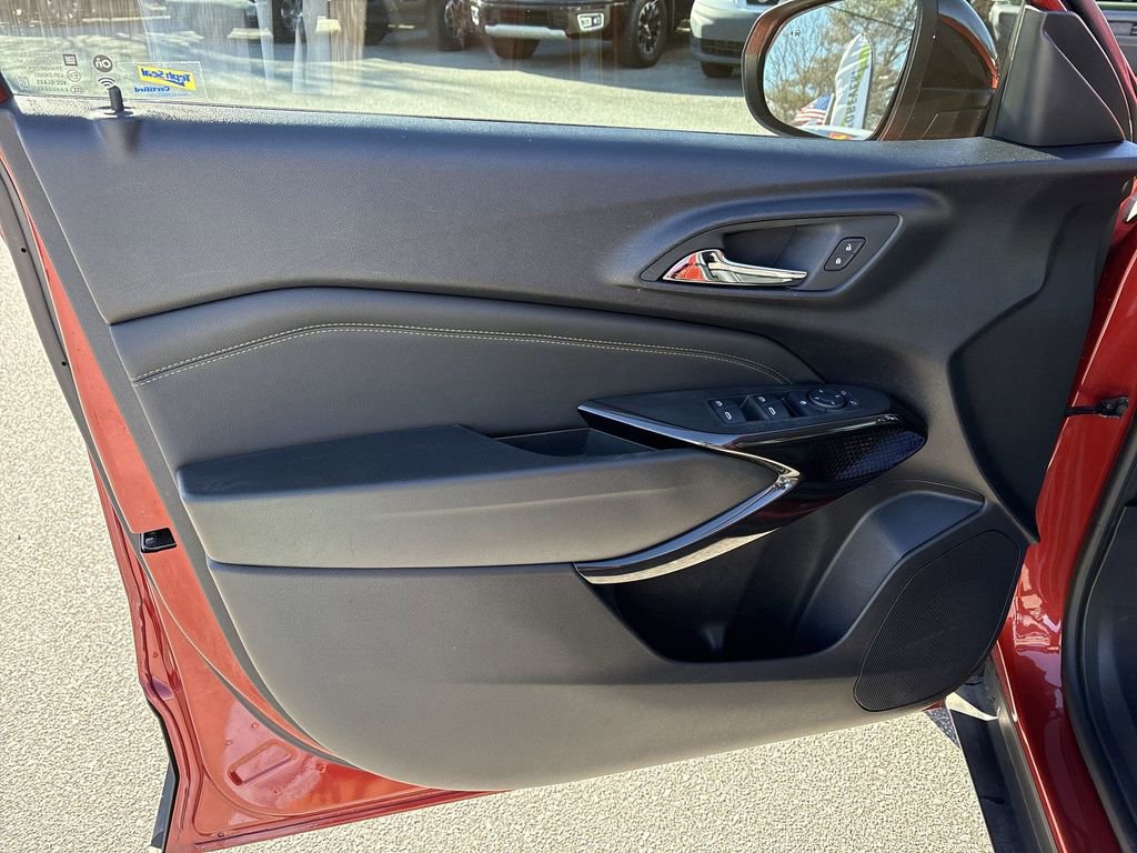 Certified 2024 Chevrolet Trax ACTIV w/ Driver Confidence Package image 24