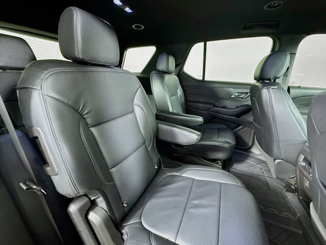 Used 2023 Chevrolet Traverse LT image 28