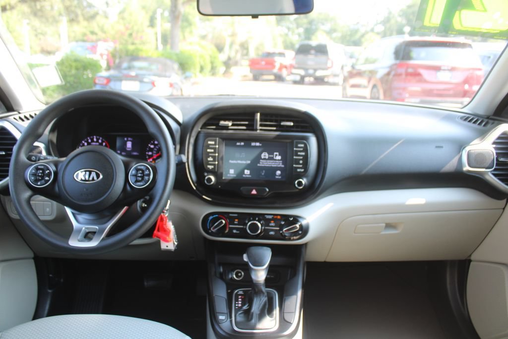 Certified 2021 Kia Soul LX FWD image 22