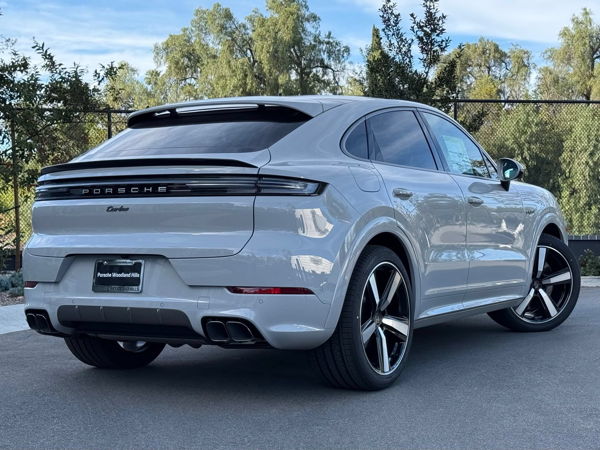 New 2026 Porsche Cayenne Turbo AWD/4WD image 7