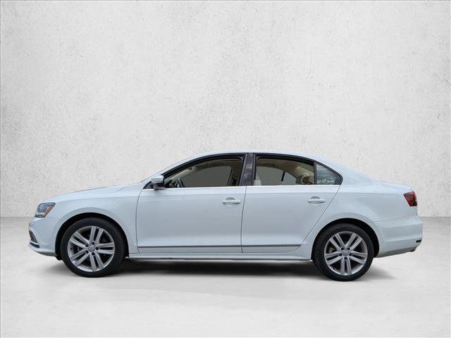 Used 2017 Volkswagen Jetta SEL FWD image 3