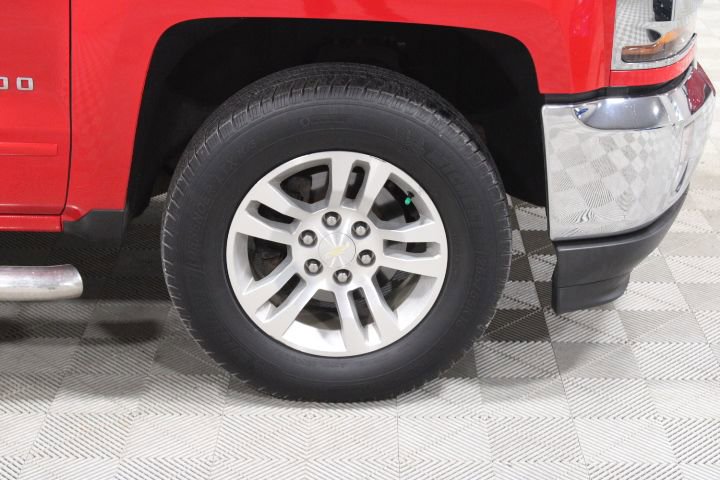 Used 2017 Chevrolet Silverado 1500 LT w/ All Star Edition image 47