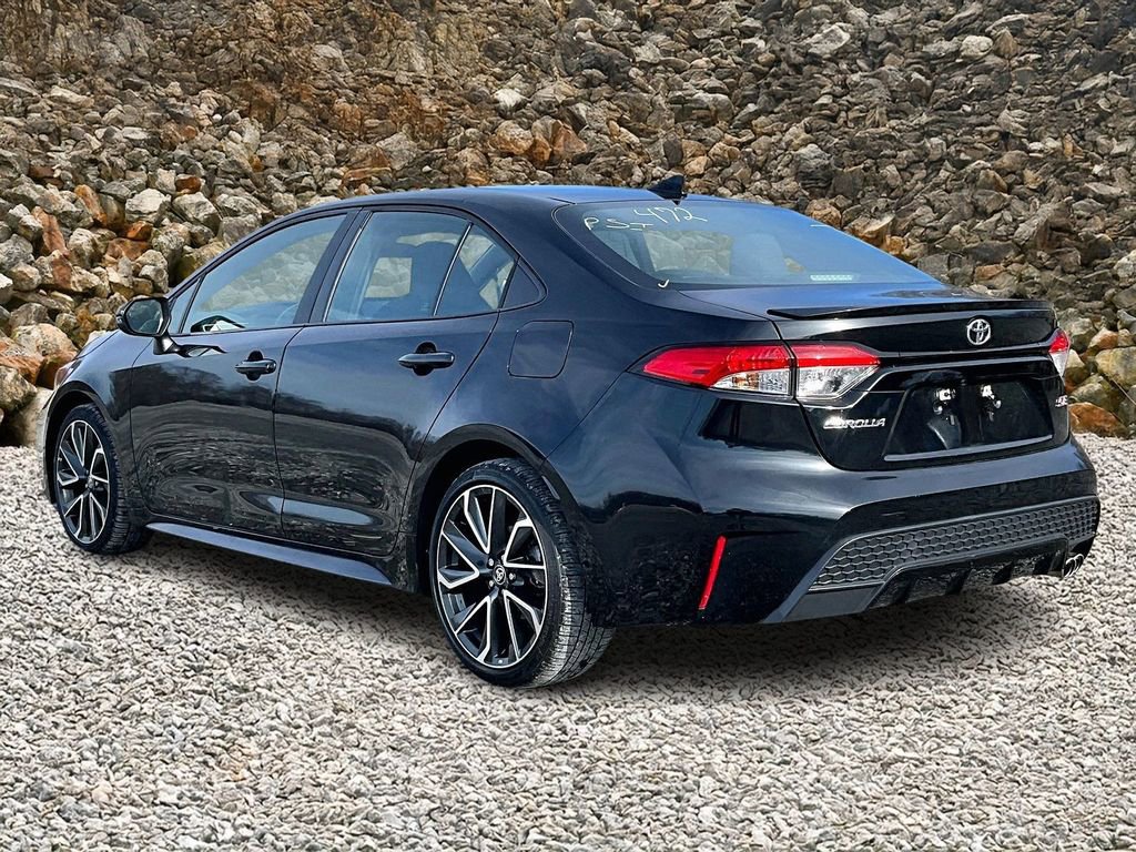 Used 2022 Toyota Corolla SE image 9