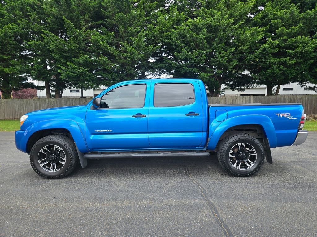 Used 2007 Toyota Tacoma PreRunner RWD image 3