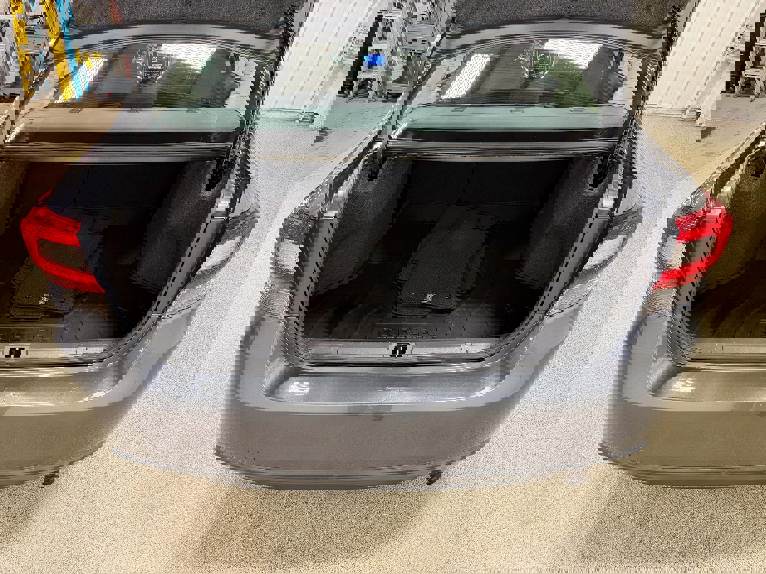 Used 2021 Subaru Impreza 2.0i image 25