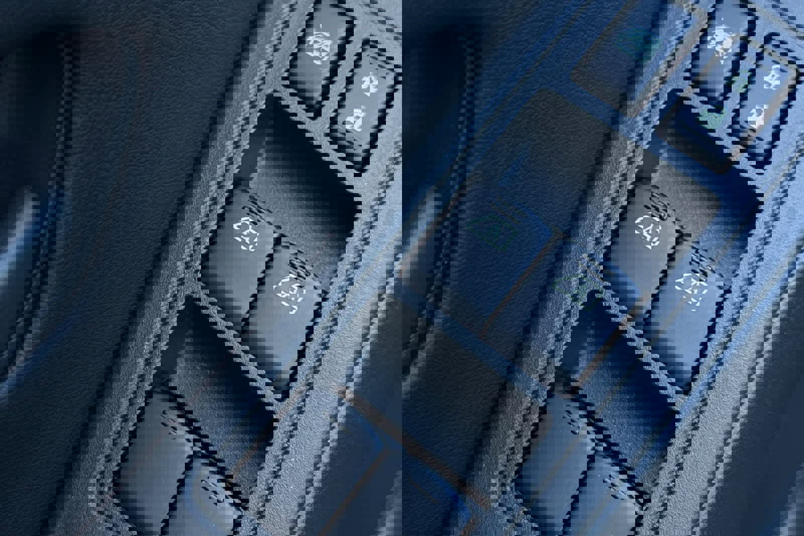 New 2026 Nissan Frontier SV image 14