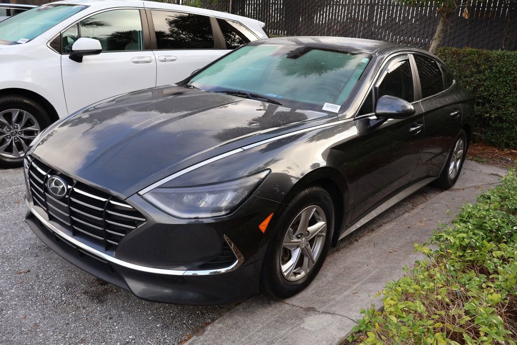 Used 2021 Hyundai Sonata SE image 2