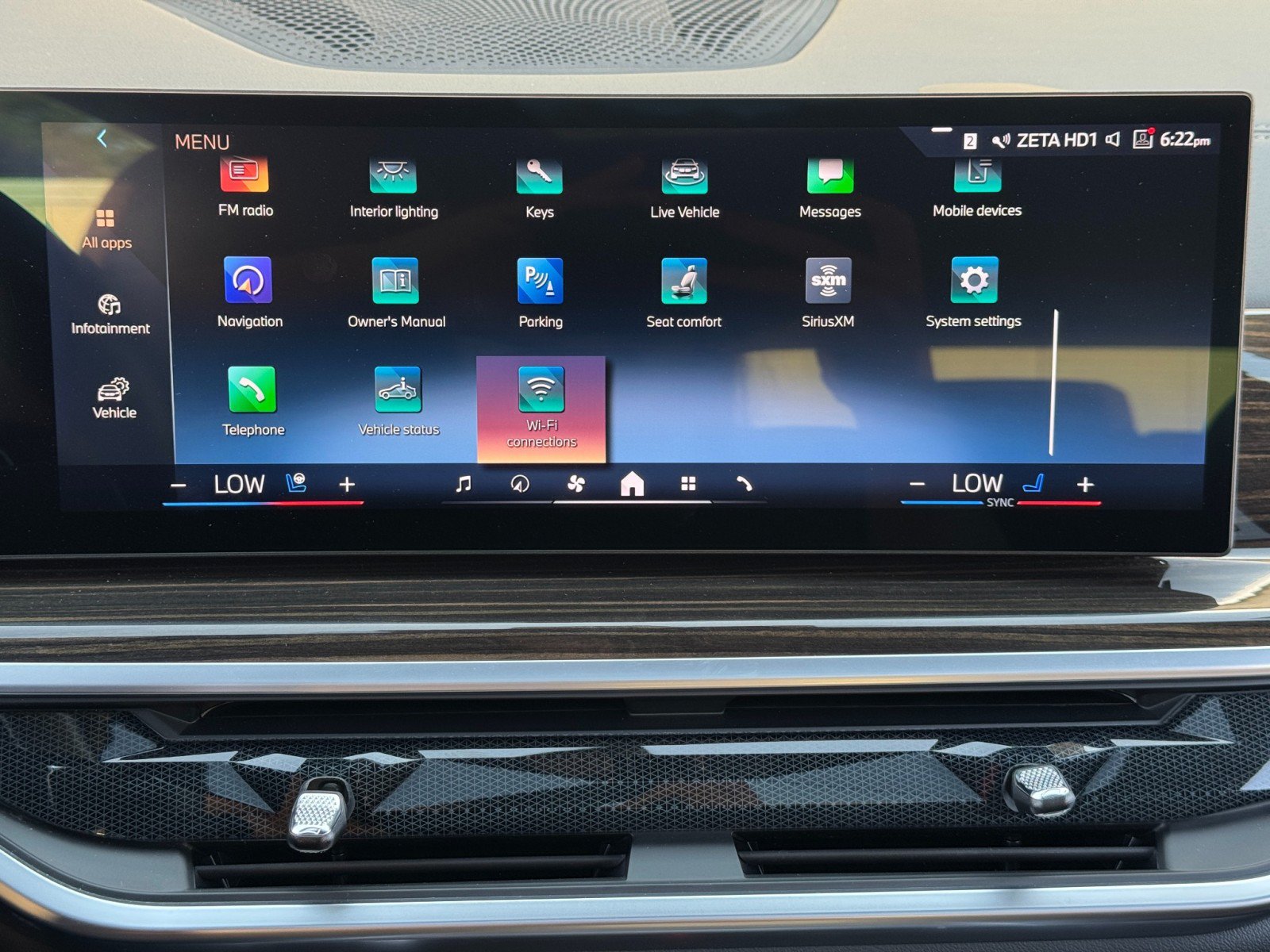 Used 2024 BMW X5 xDrive50e w/ M Sport Package AWD/4WD image 27