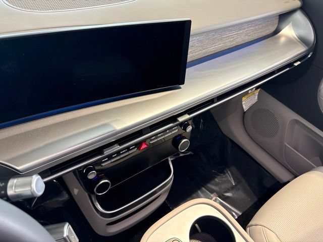 New 2026 Hyundai Ioniq 9 SEL AWD/4WD image 14
