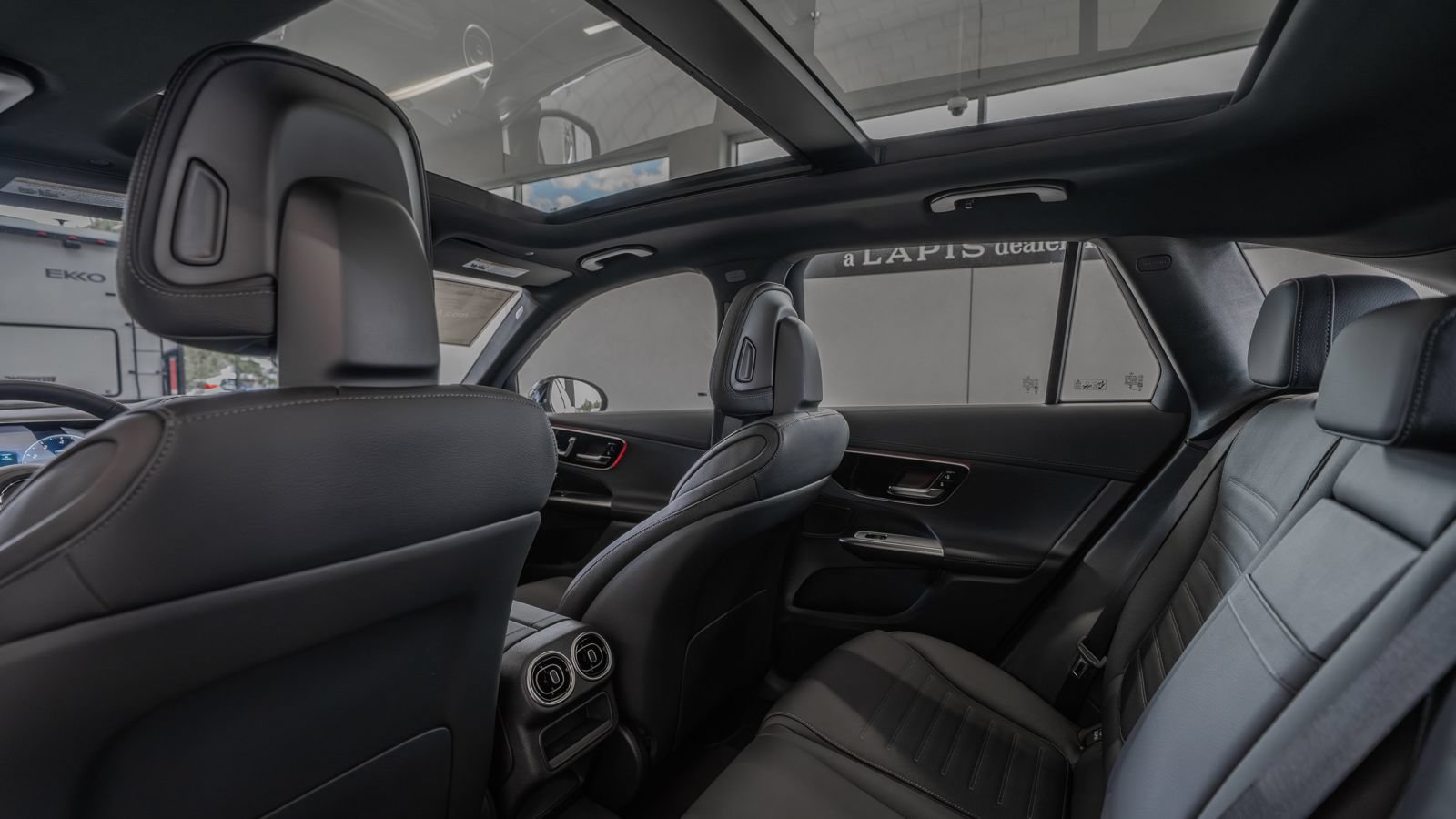New 2026 Mercedes-Benz GLC 43 AMG 4MATIC image 25