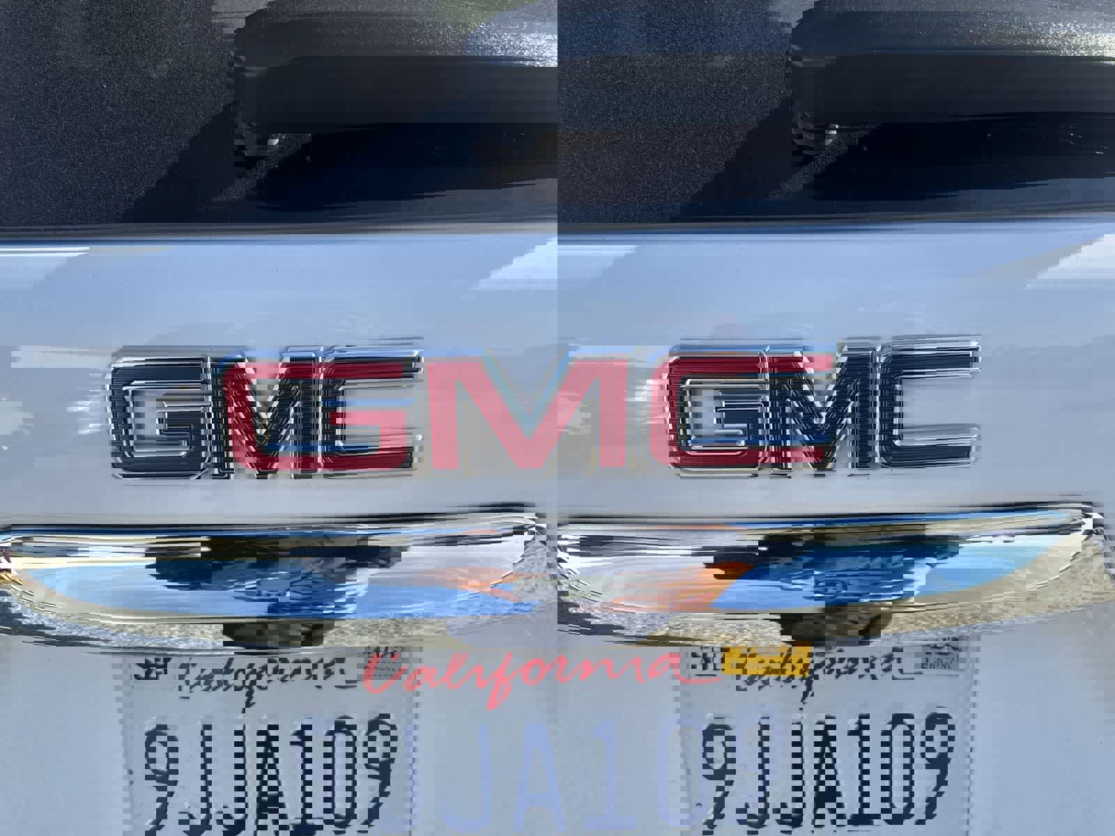 Used 2021 GMC Terrain SLT image 15