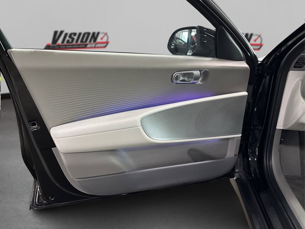 New 2025 Hyundai Ioniq 6 SEL image 16