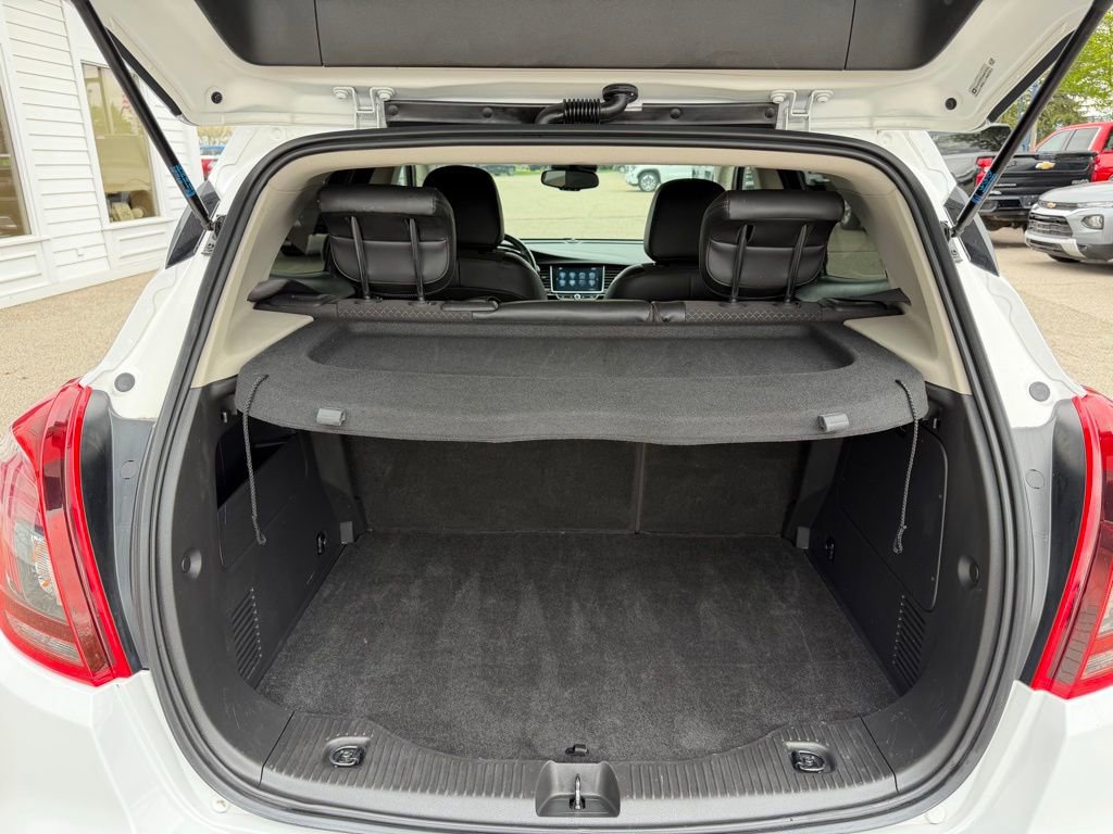 Certified 2019 Buick Encore Preferred AWD/4WD image 9