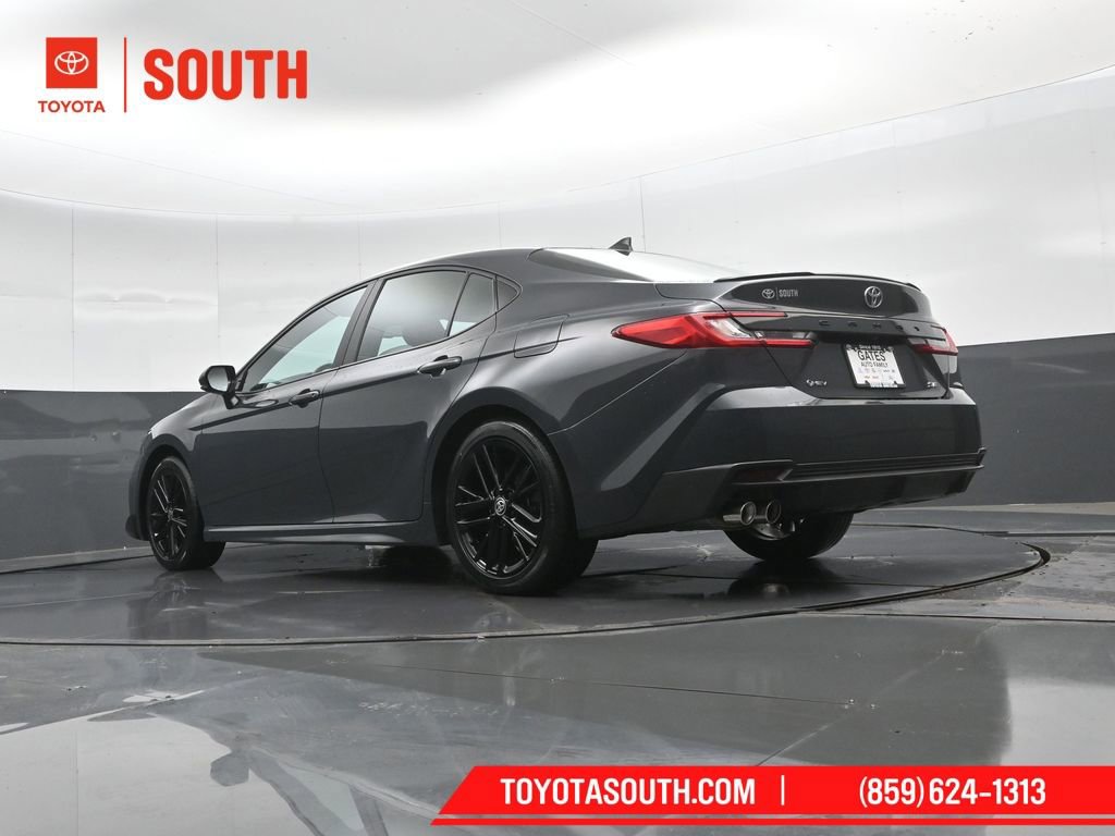 Used 2025 Toyota Camry SE FWD image 43