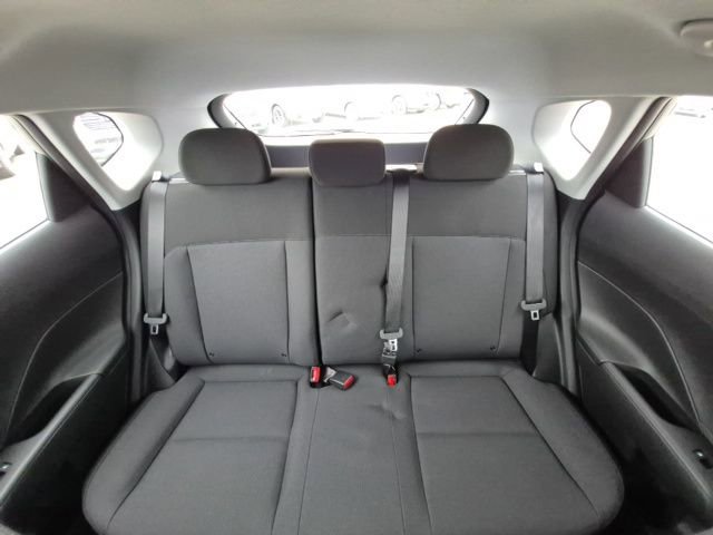 New 2026 Hyundai Kona SE image 17
