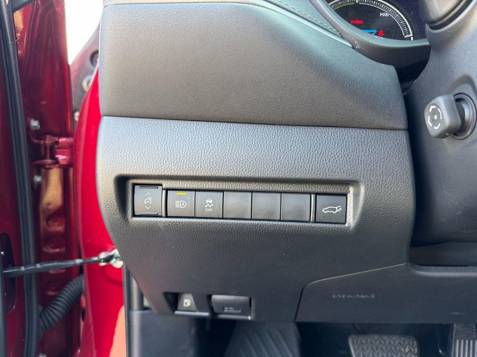 Used 2024 Toyota Venza Nightshade image 27