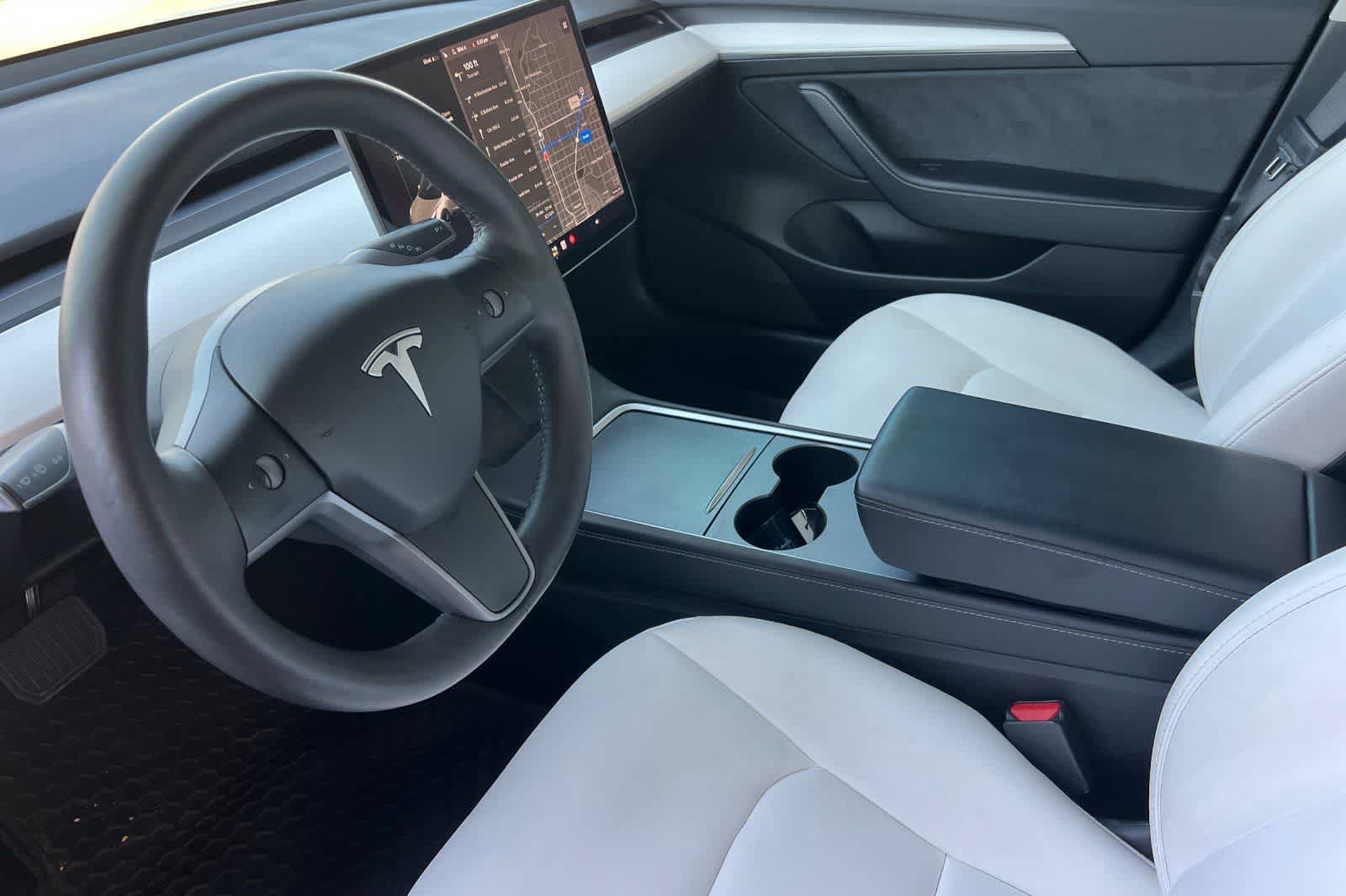 Used 2021 Tesla Model 3 Standard Range Plus RWD image 14