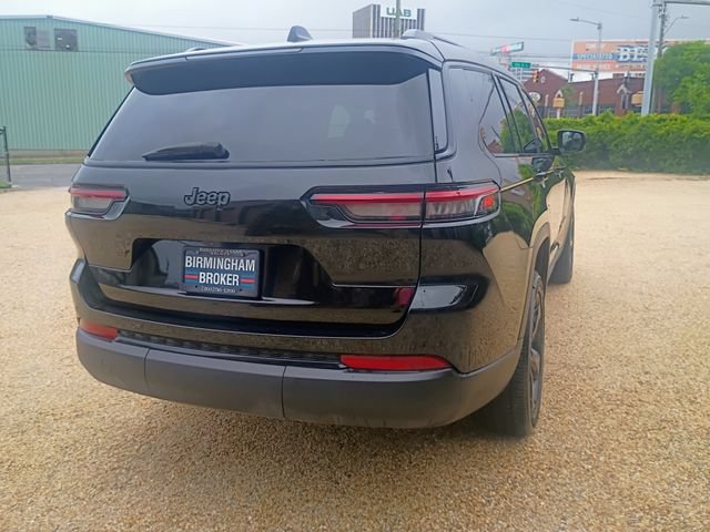Used 2025 Jeep Grand Cherokee L Altitude RWD image 11