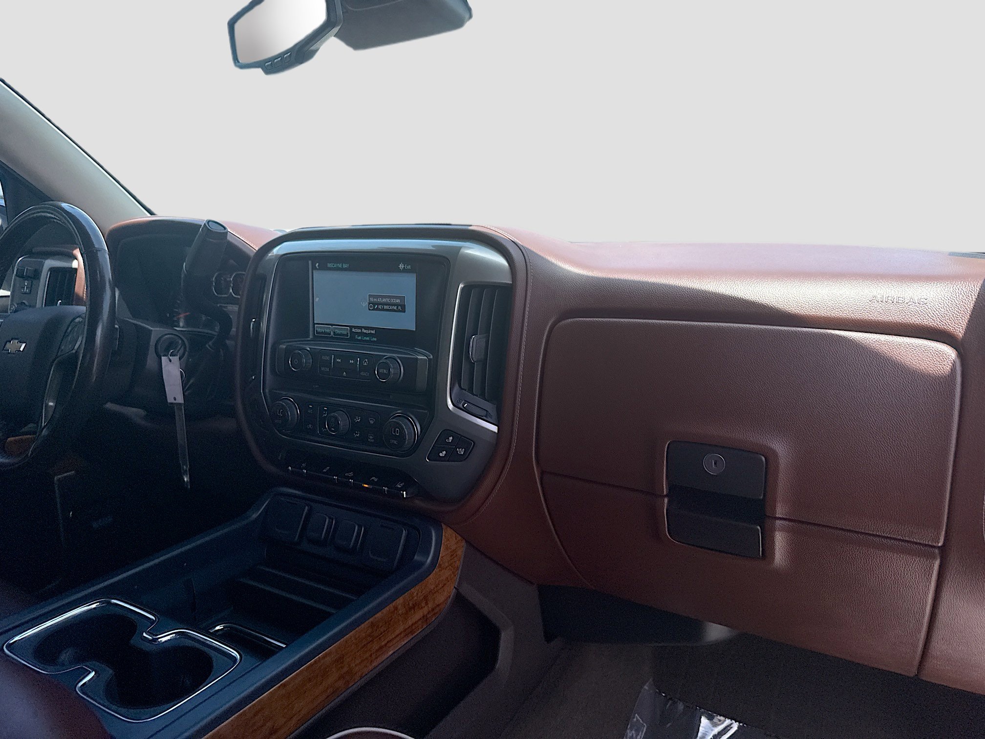 Used 2015 Chevrolet Silverado 1500 High Country w/ High Country Premium Package AWD/4WD image 32