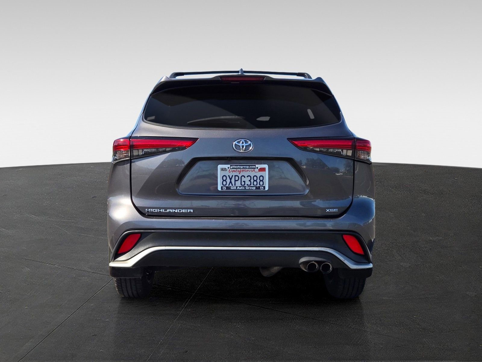 Used 2021 Toyota Highlander XSE FWD image 5