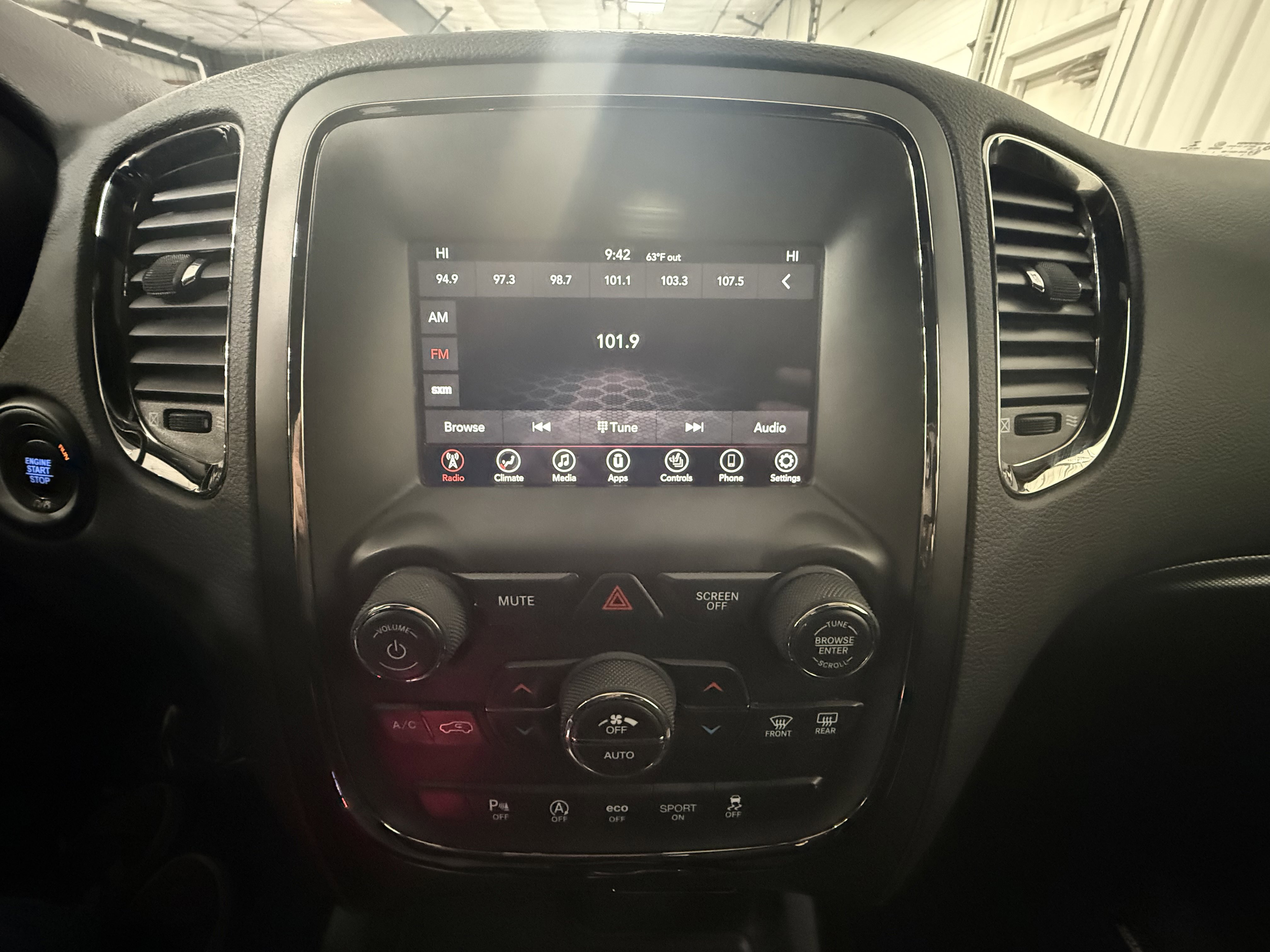 Used 2019 Dodge Durango GT image 31