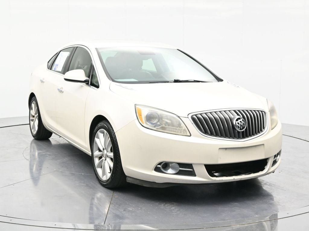 Used 2013 Buick Verano Leather FWD image 3