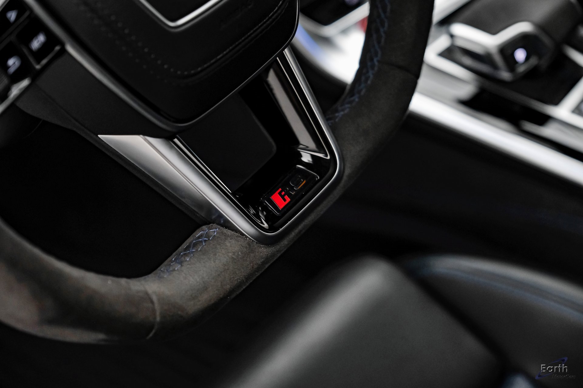 Used 2025 Audi RS 6 performance image 42