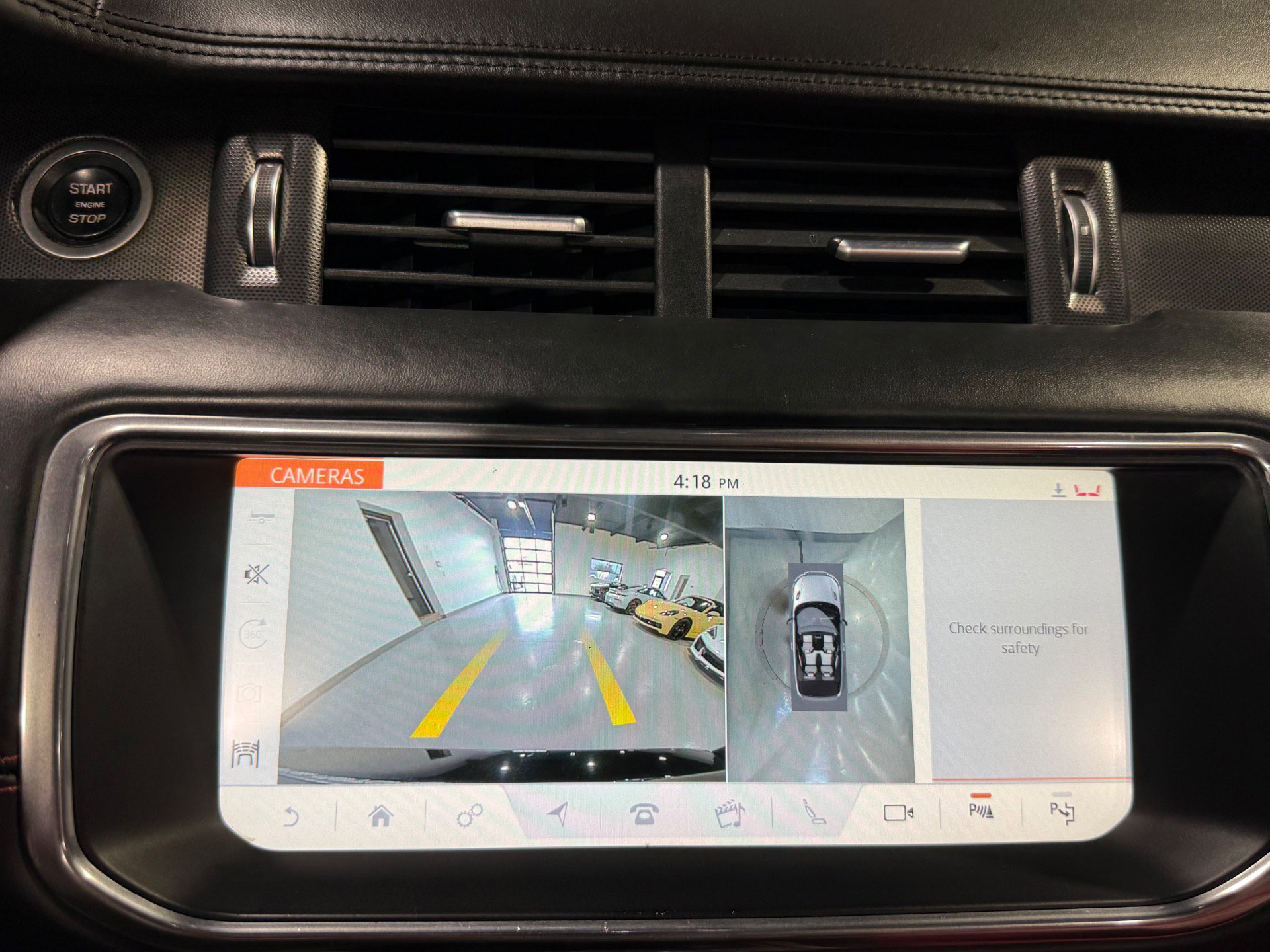 Used 2018 Land Rover Range Rover Evoque HSE Dynamic image 40