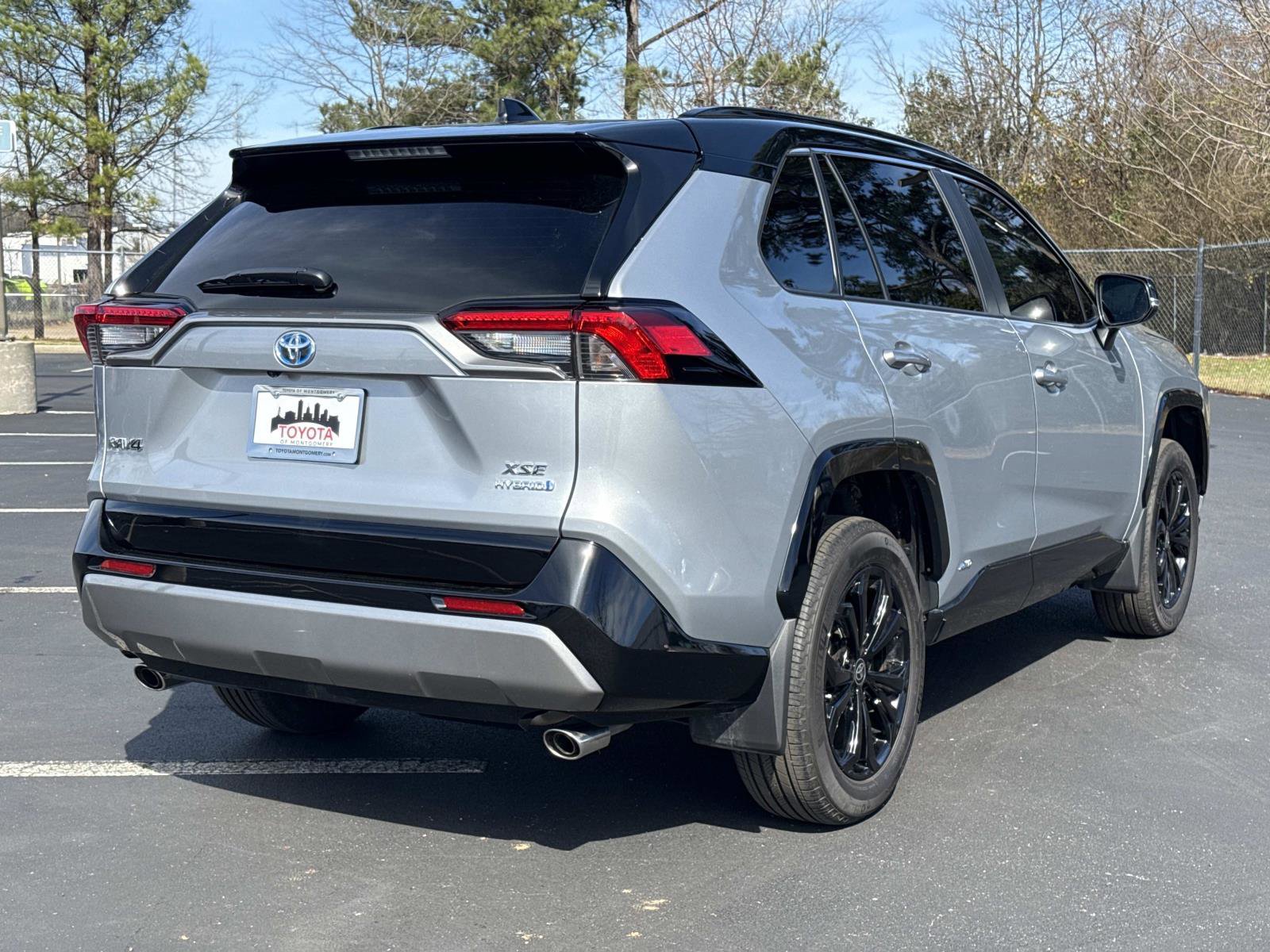 Used 2024 Toyota RAV4 XSE image 3