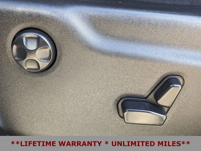 Used 2022 Jeep Grand Cherokee Limited image 24