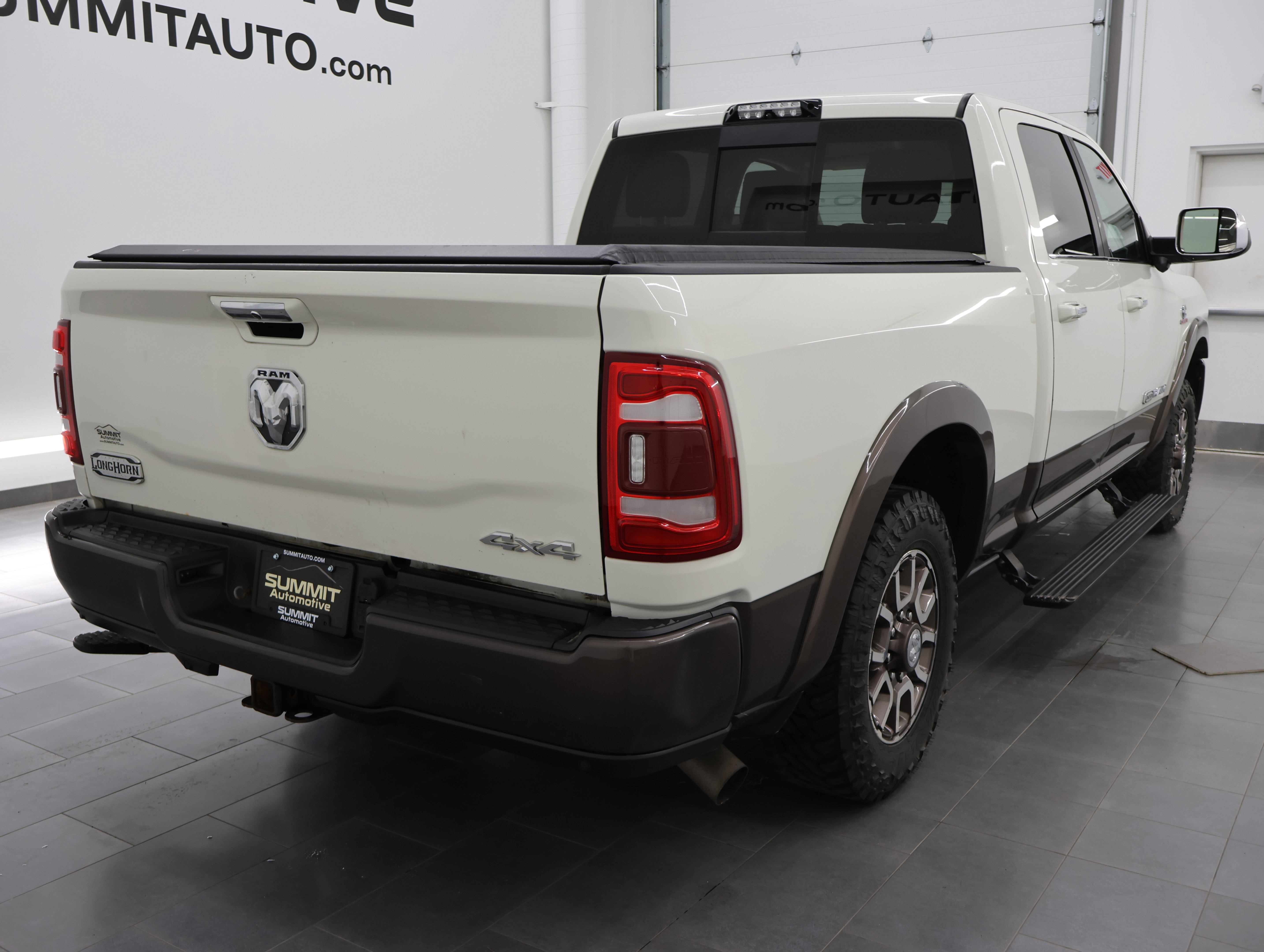 Used 2019 RAM 2500 Limited AWD/4WD image 4