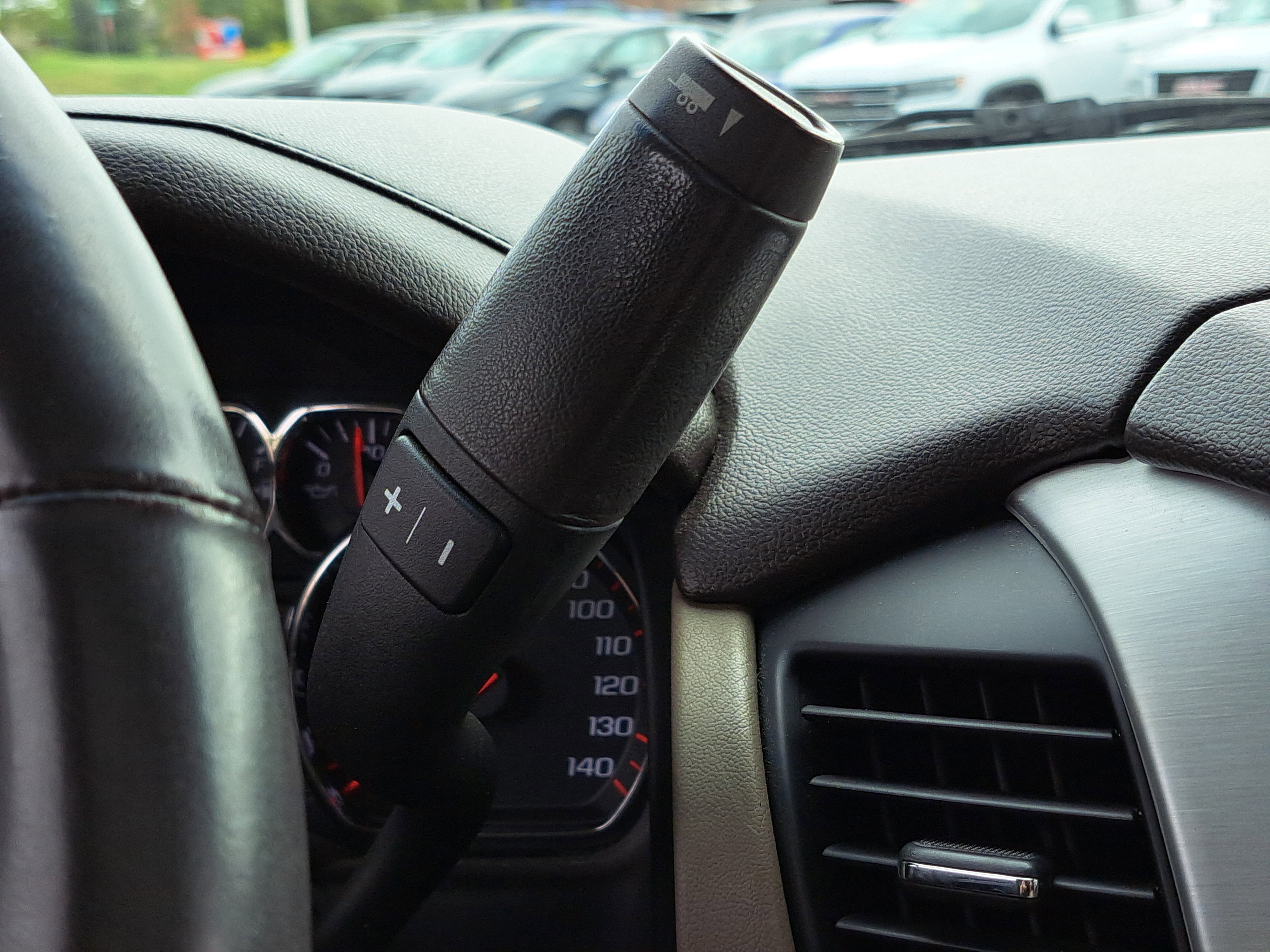 Used 2015 GMC Yukon XL SLT w/ Open Road Package image 22