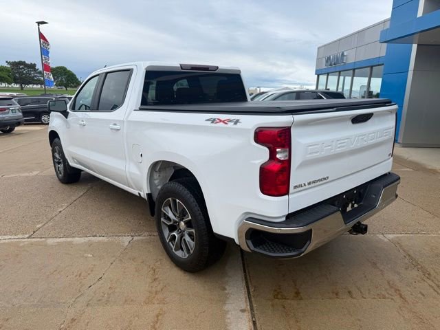Used 2023 Chevrolet Silverado 1500 LT AWD/4WD image 3