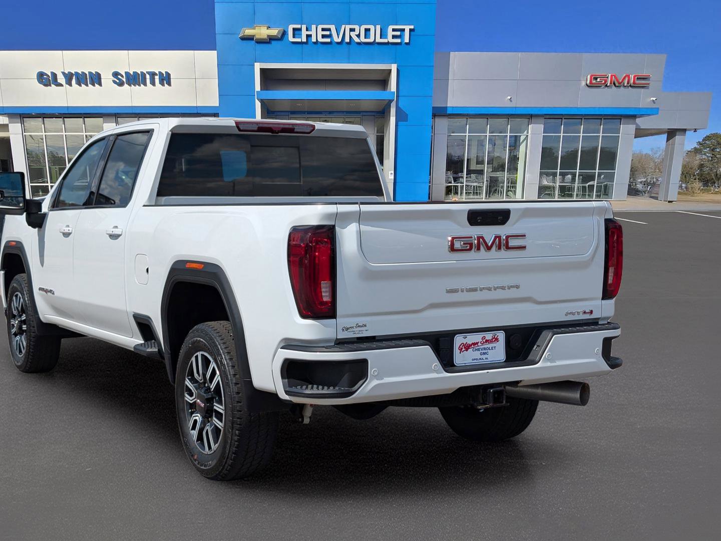 Used 2023 GMC Sierra 2500 AT4 w/ AT4 Preferred Package image 12
