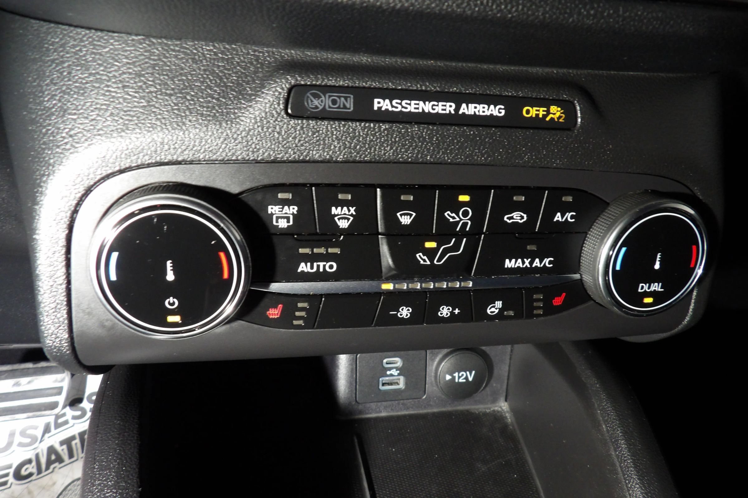 Used 2023 Ford Escape ST-Line AWD/4WD image 13