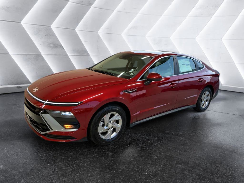 Used 2026 Hyundai Sonata SE image 2